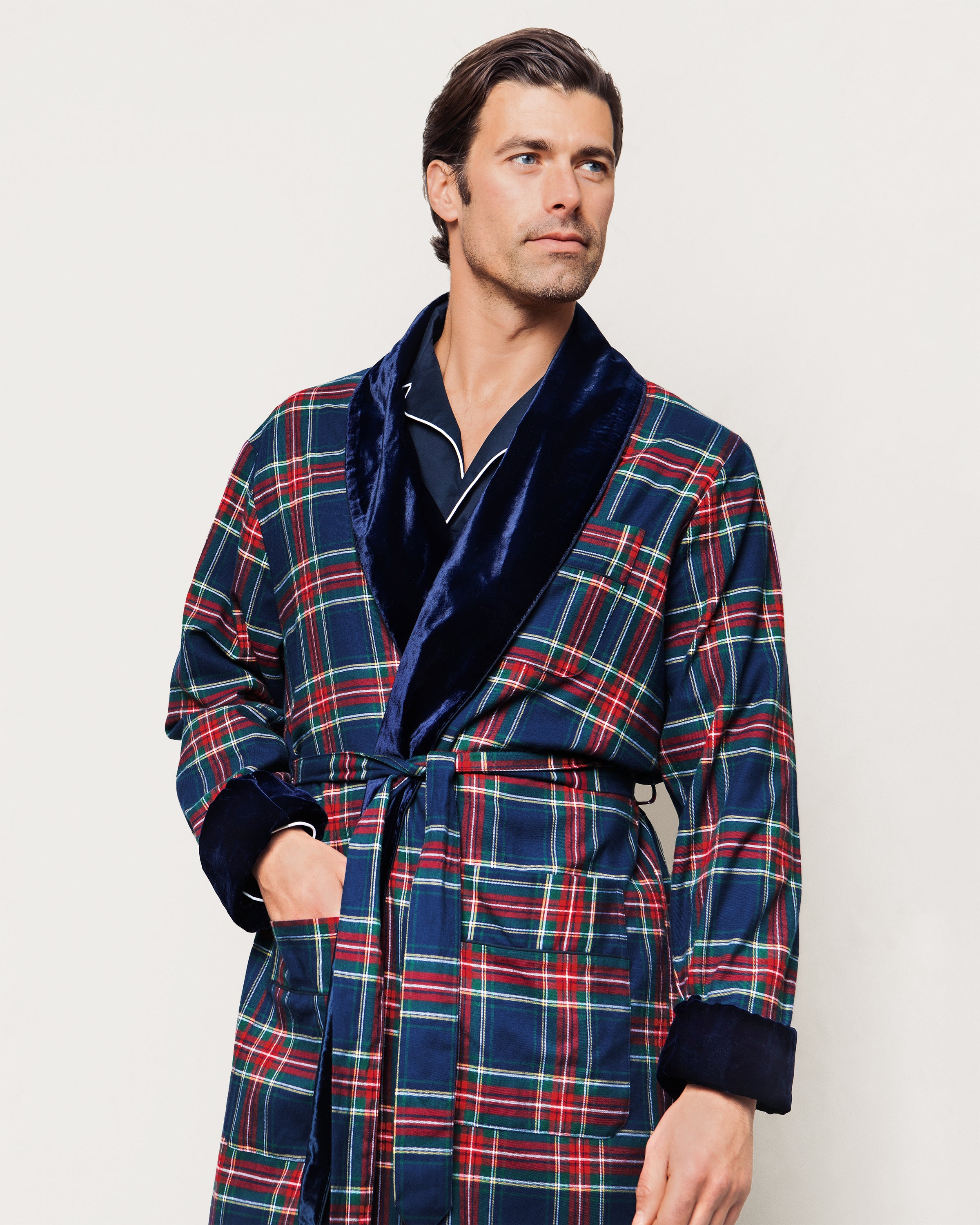 Men's Brushed Twill Velvet Trim Robe in Windsor Tartan