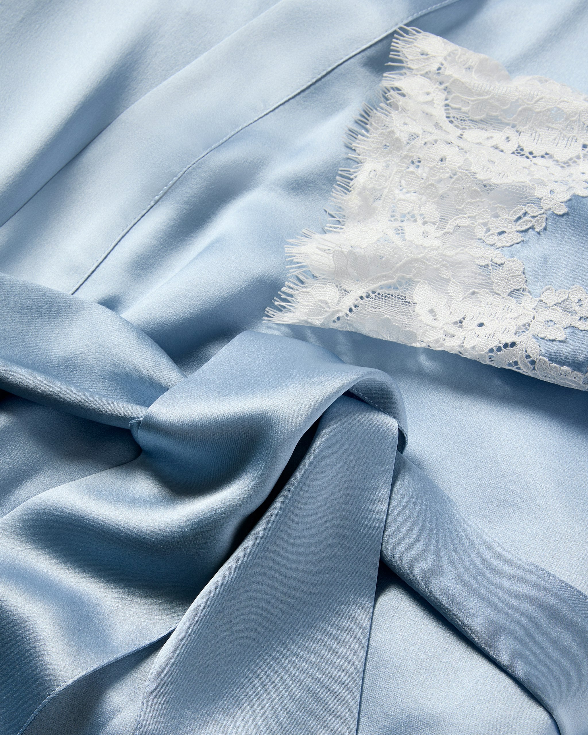 Women's Silk Lace Robe in Mystique Blue in Periwinkle#Color_Periwinkle