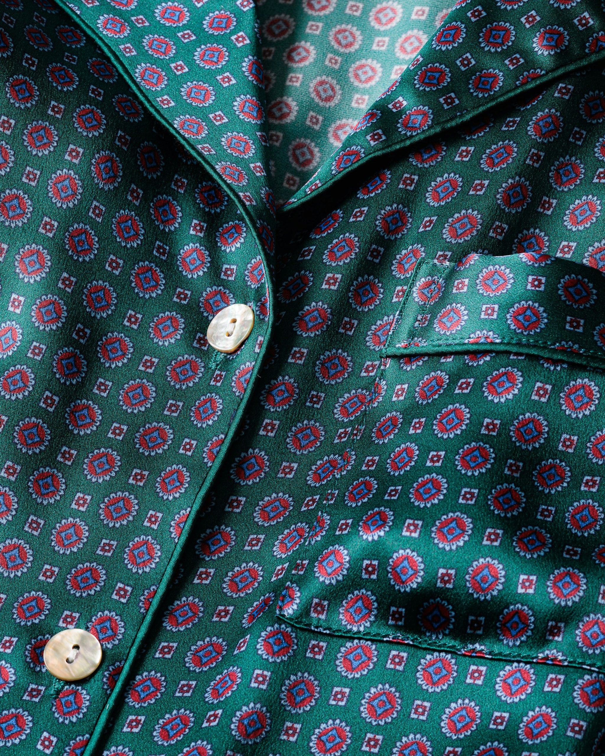Women's Silk Pajama Set in Midnight Foulard in Emerald Foulard#Color_Emerald Foulard