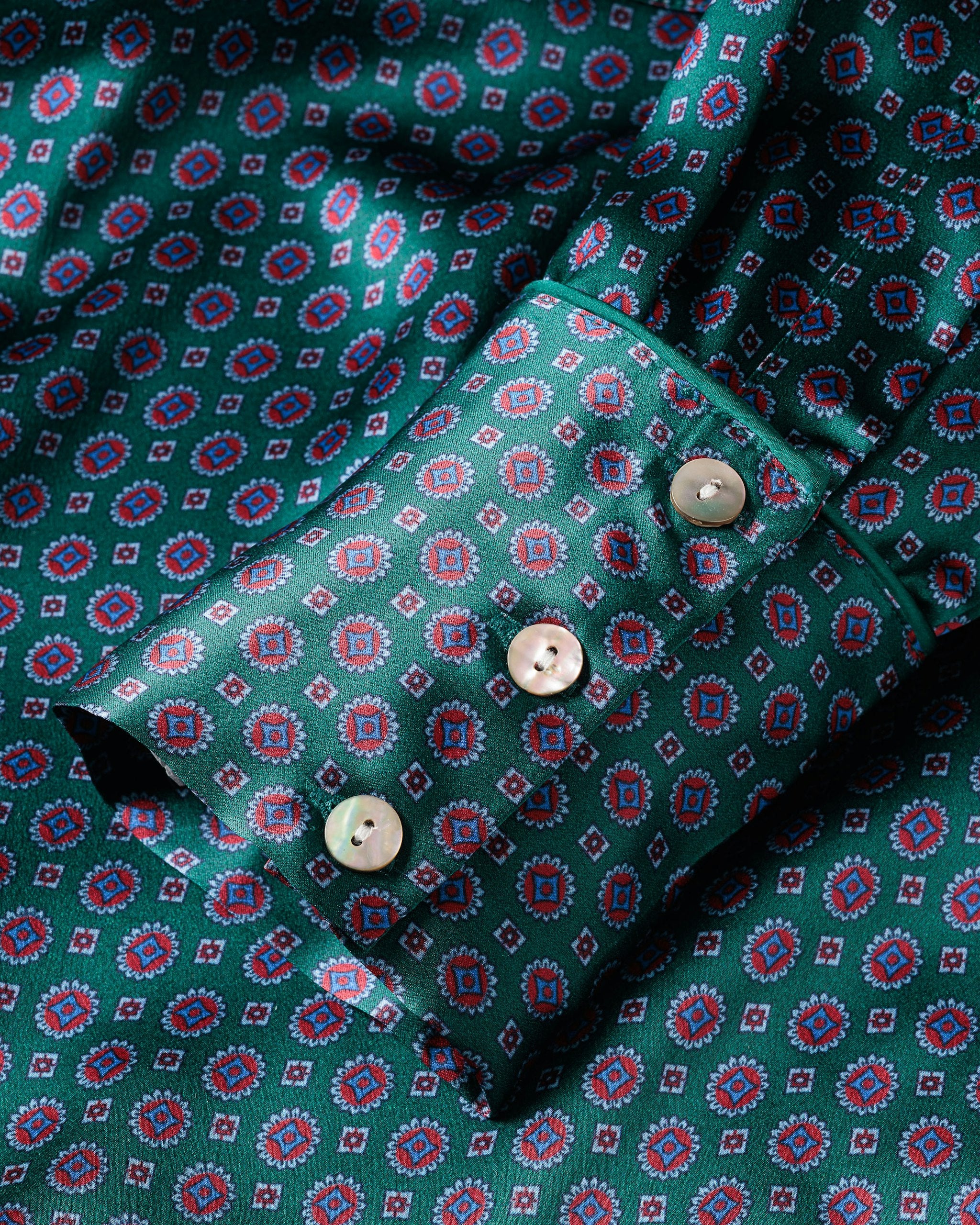 Women's Silk Pajama Set in Midnight Foulard in Emerald Foulard#Color_Emerald Foulard