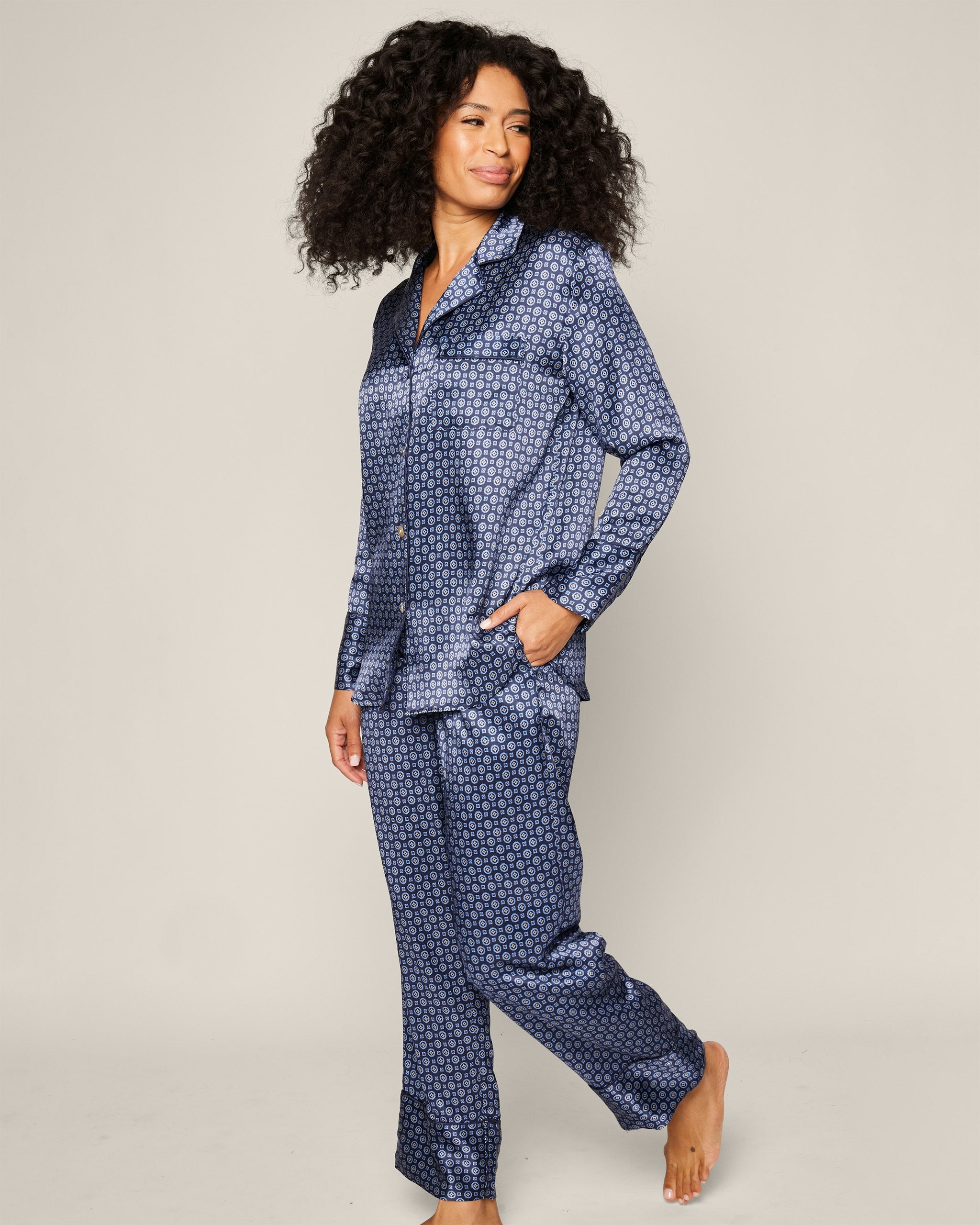 Women's Silk Pajama Set in Midnight Foulard in Midnight Foulard#Color_Midnight Foulard