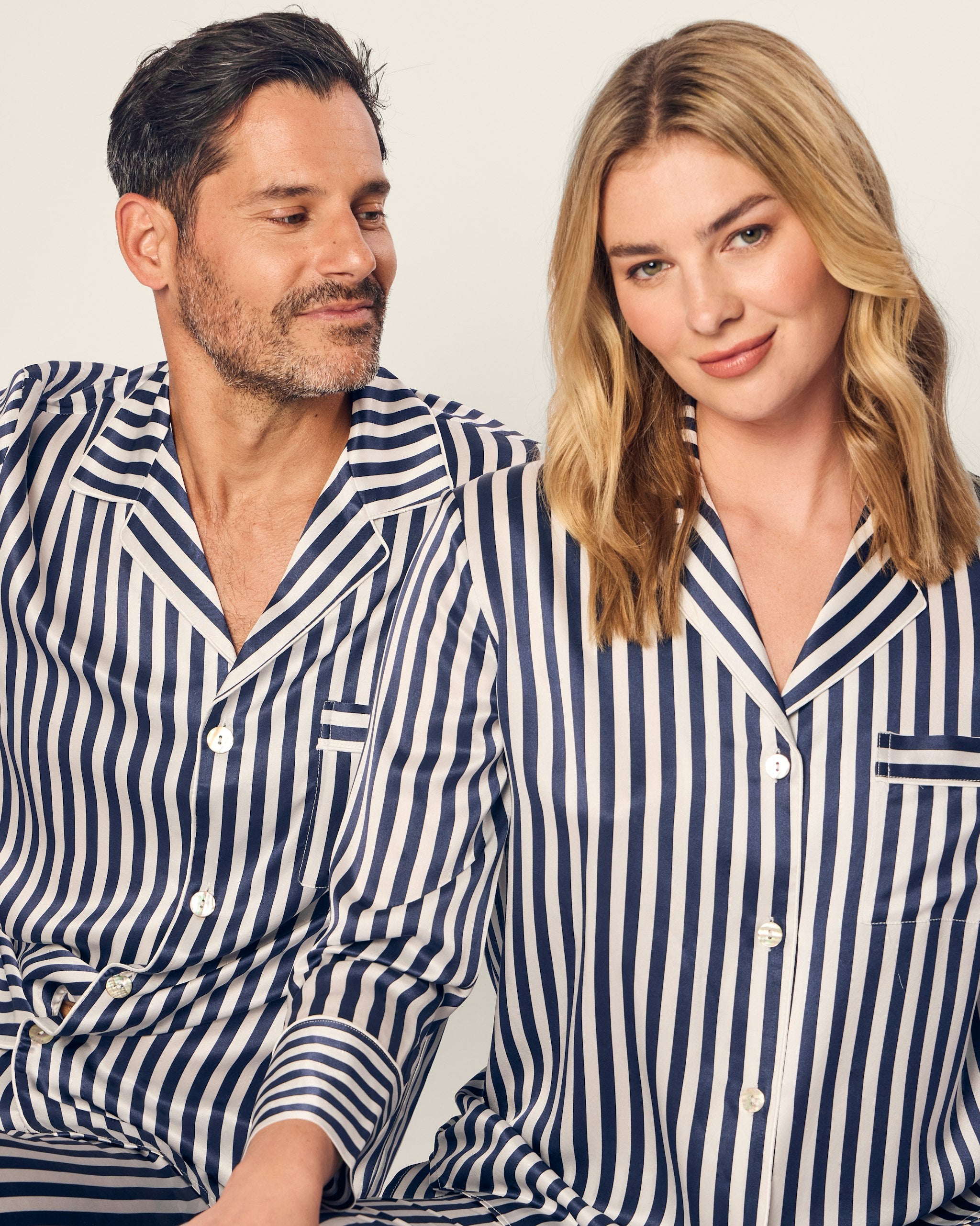 Women's Silk Pajama Set in Pink Stripe in Navy Bengal Stripe#Color_Navy Bengal Stripe