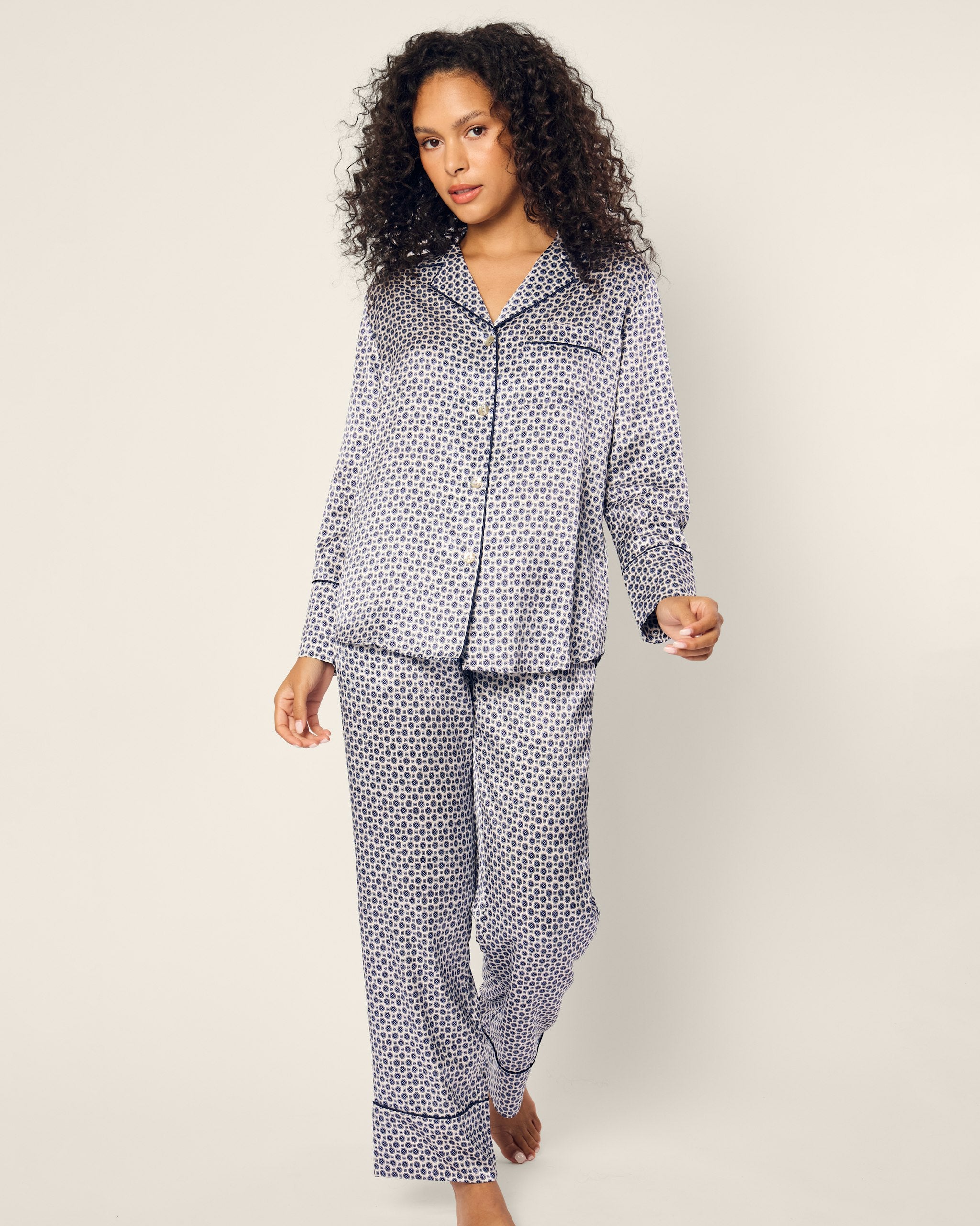 Women's Silk Pajama in Navy Foulard in Navy Foulard#Color_Navy Foulard