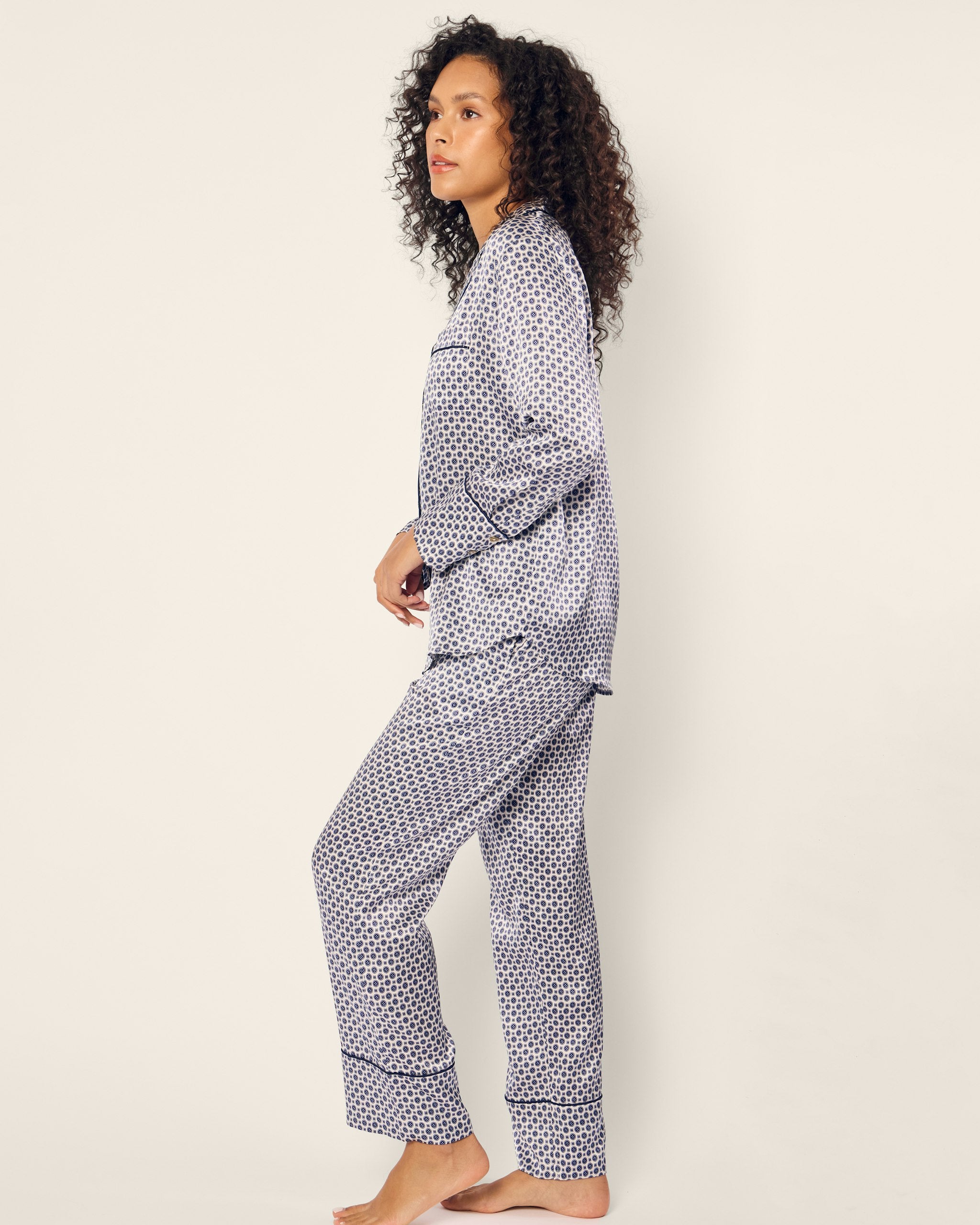 Women's Silk Pajama in Navy Foulard in Navy Foulard#Color_Navy Foulard