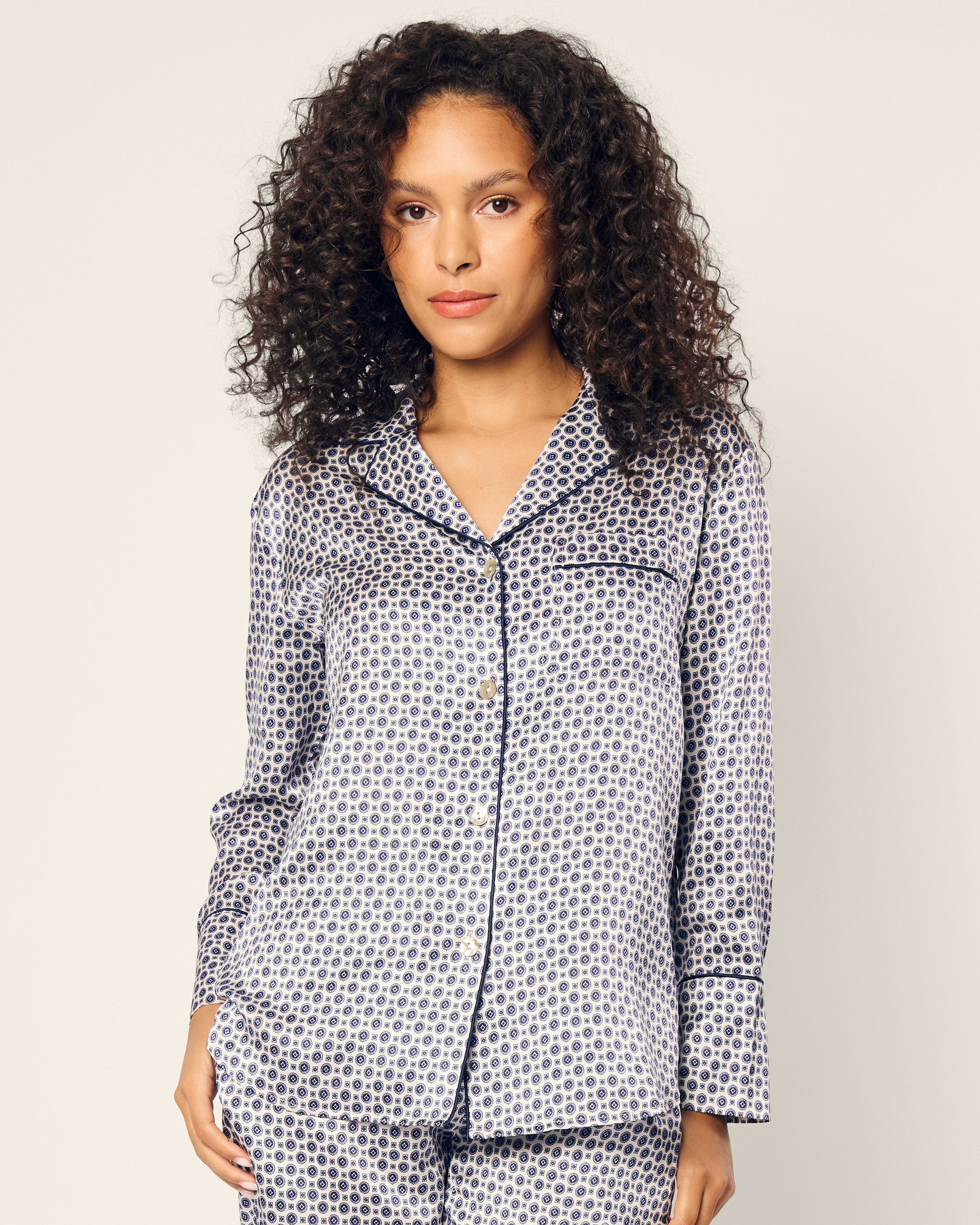 Women's Silk Pajama in Navy Foulard in Navy Foulard#Color_Navy Foulard