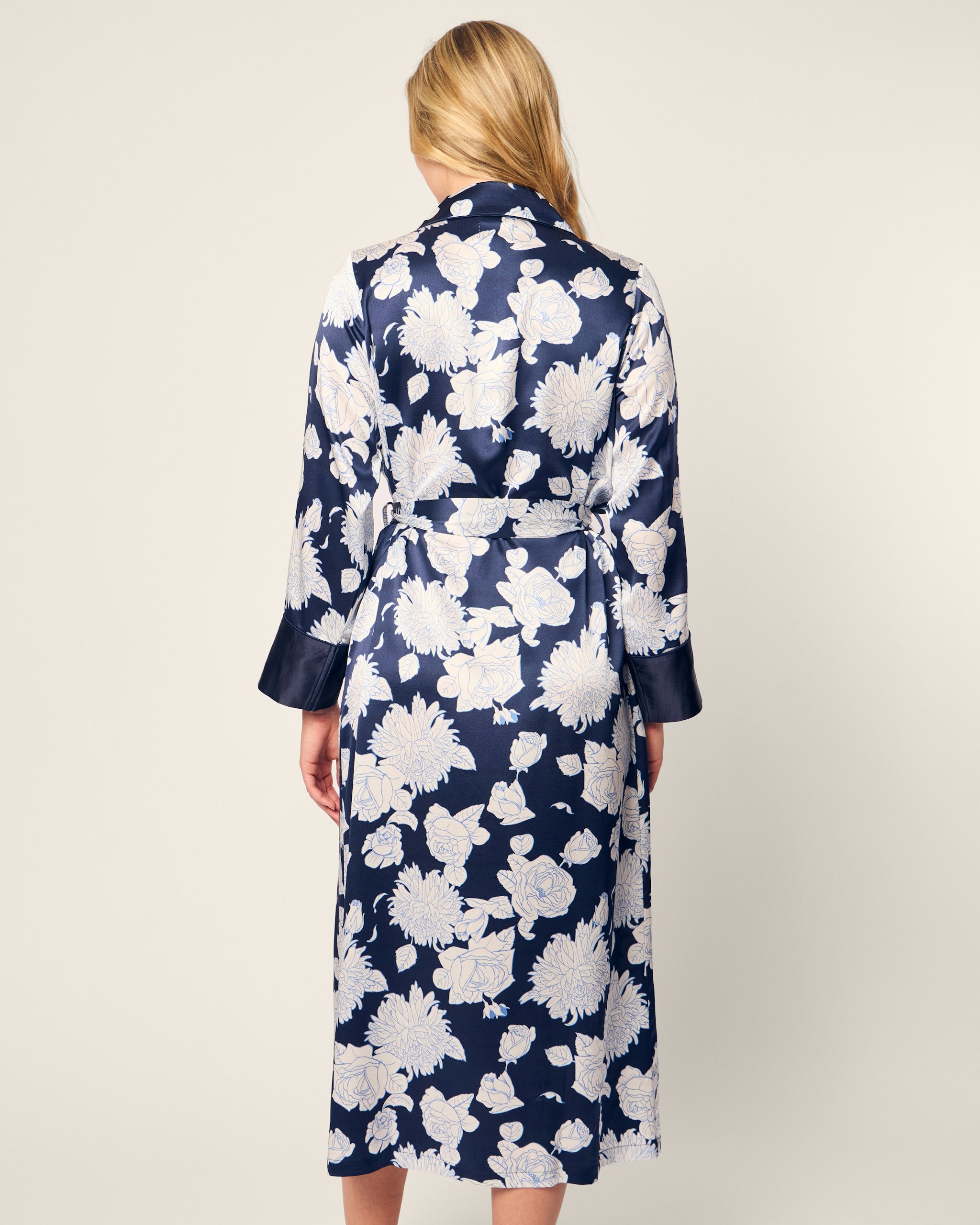Women's Silk Robe in Midnight Blooms in Midnight Blooms#Color_Midnight Blooms