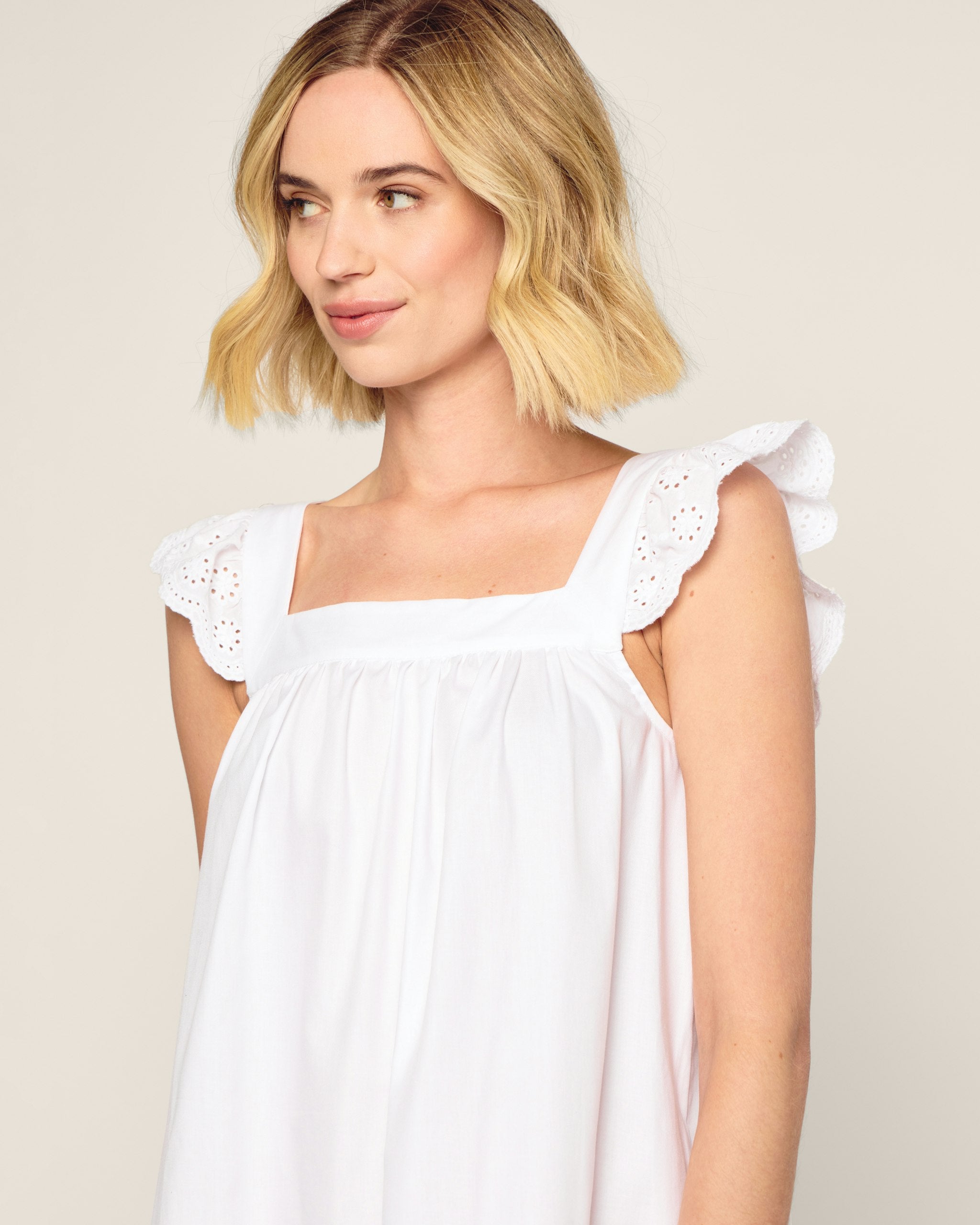 Women's Twill Clara Nightgown in Petite Petals in White#Colorway_White
