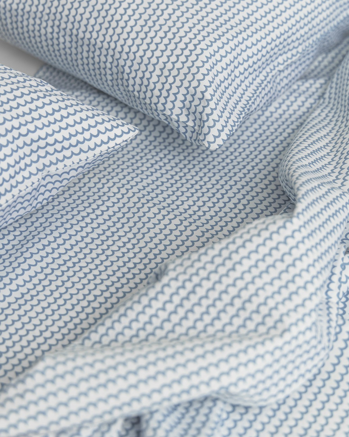 Luxe Premium Cotton Bed Sheets in La Mer in La Mer#Color_La Mer