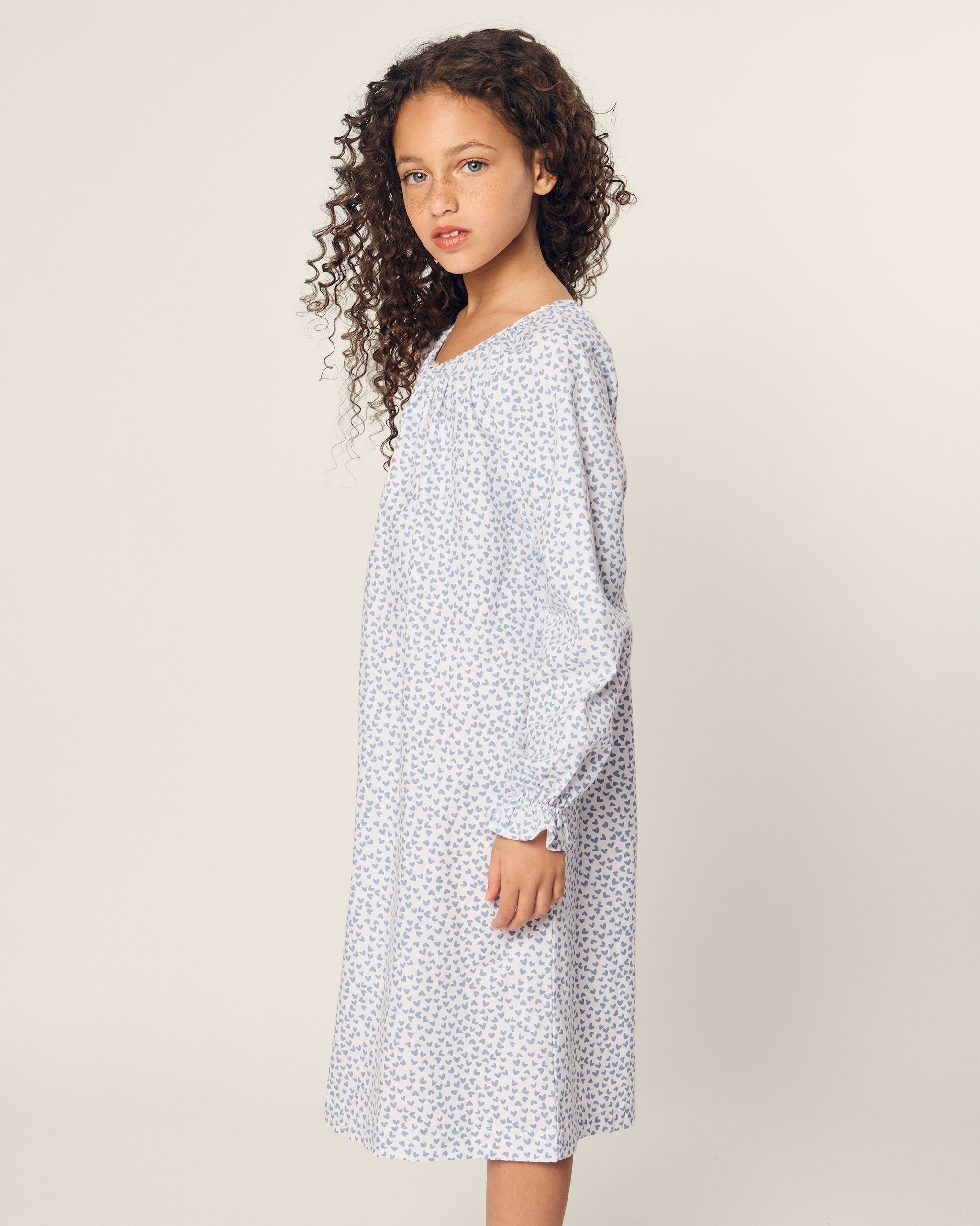 Girl's Twill Delphine Nightgown in Sweethearts in Bluehearts#Color_Bluehearts