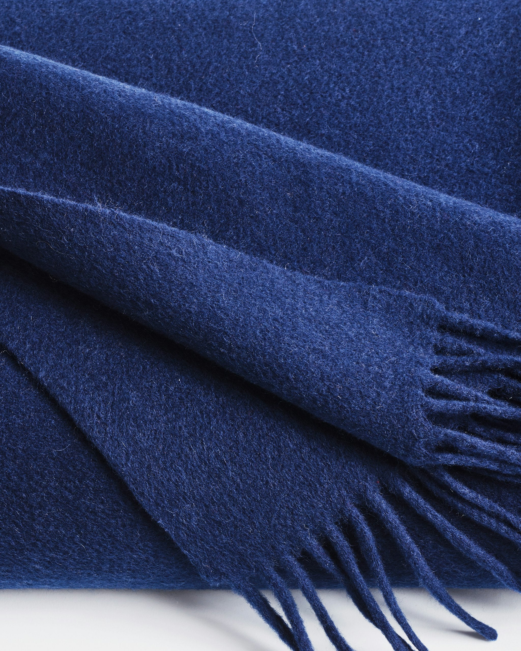 Cashmere Fringe Throw in Beige in Navy#Color_Navy