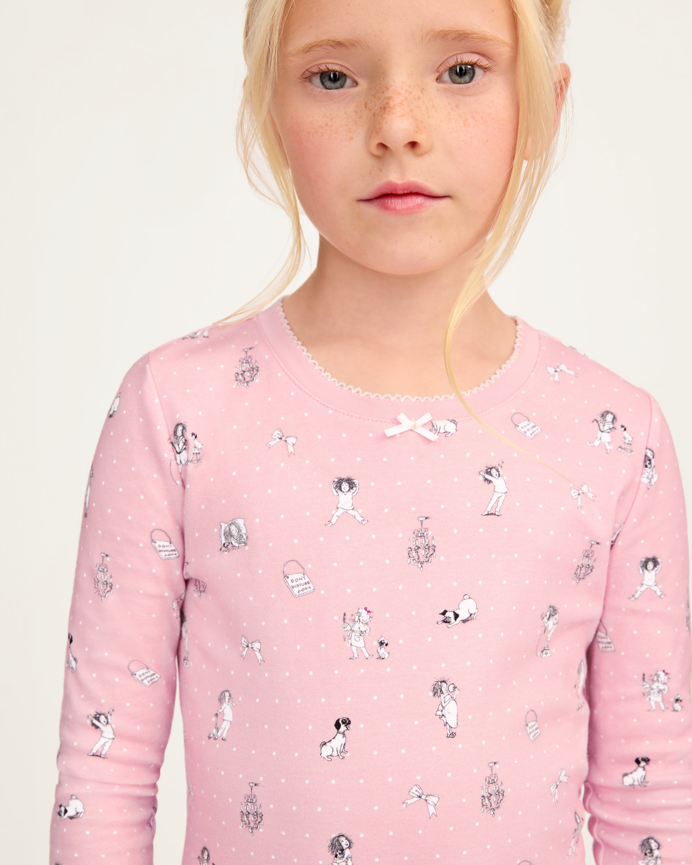 Petite Plume x Eloise Kid's Pima Snug Fit Pajama Set in Eloise Adventures