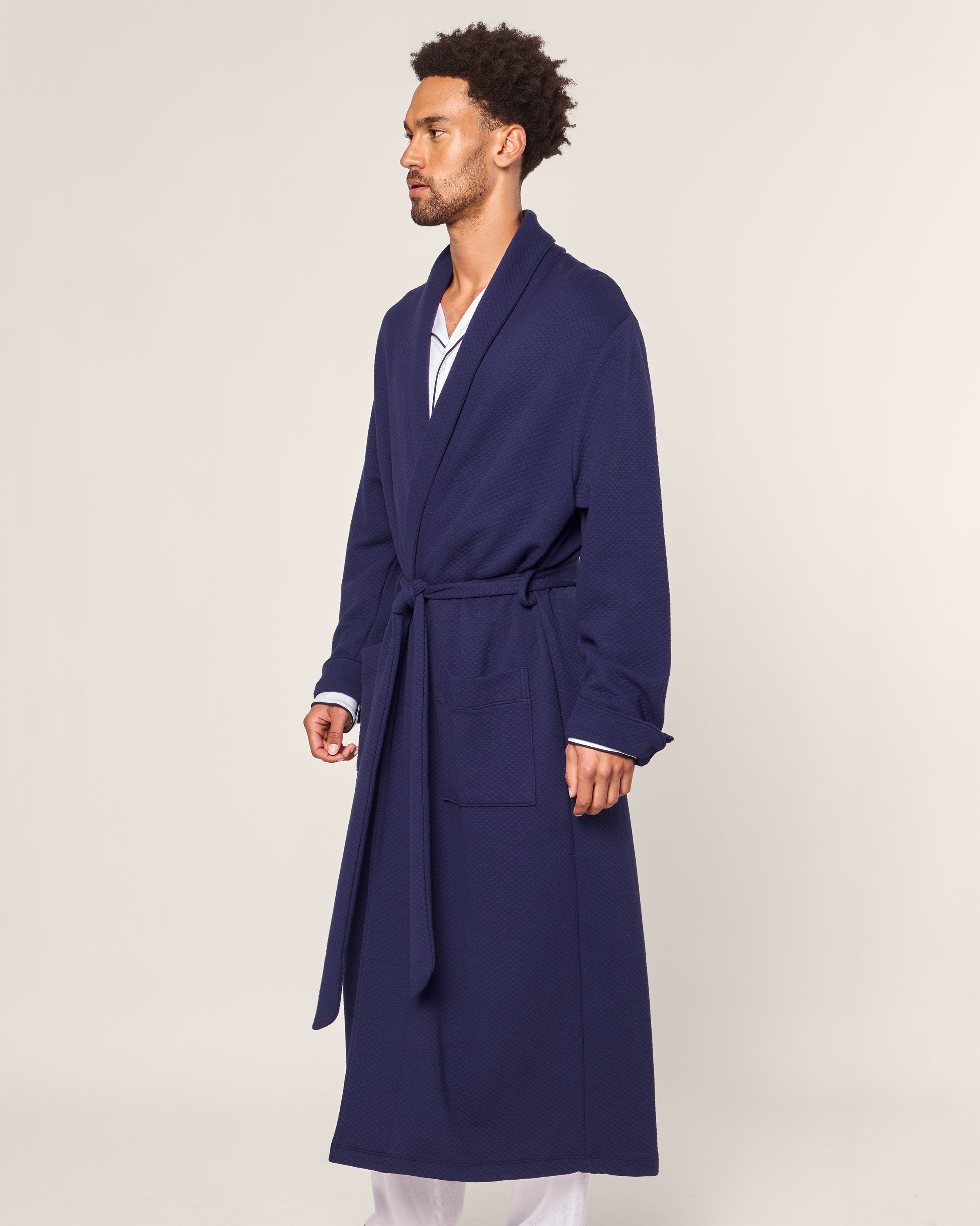 Men's Pima Jacquard Robe in White in Navy#Color_Navy