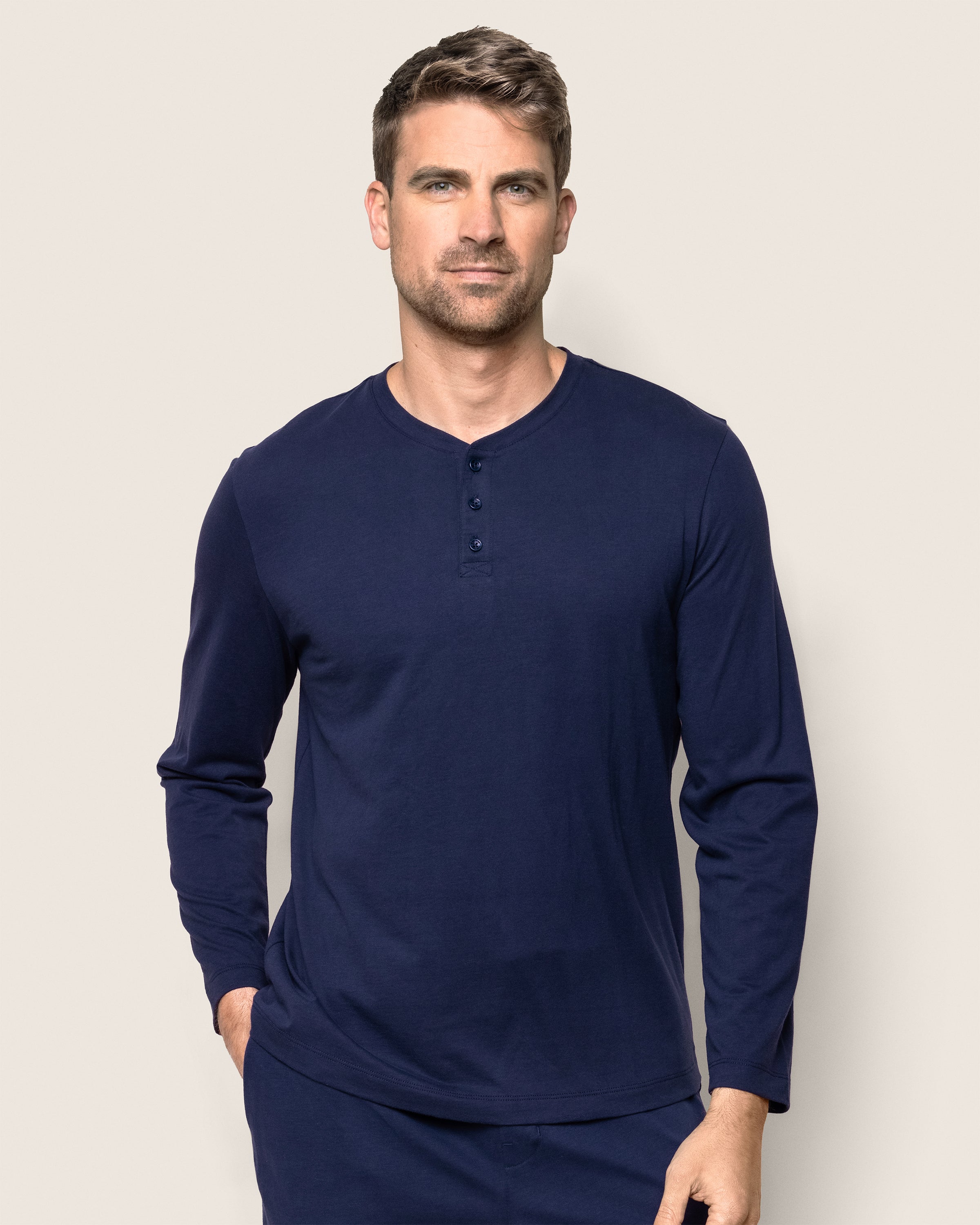 Men's Pima Henley in Navy in Navy#Color_Navy