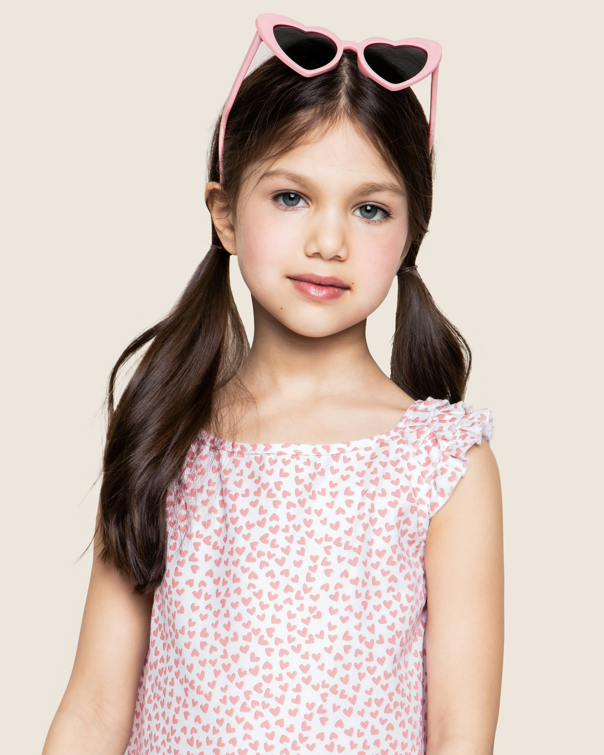 Girl's Twill Amelie Nightgown in Sweethearts in Sweethearts#Color_Sweethearts