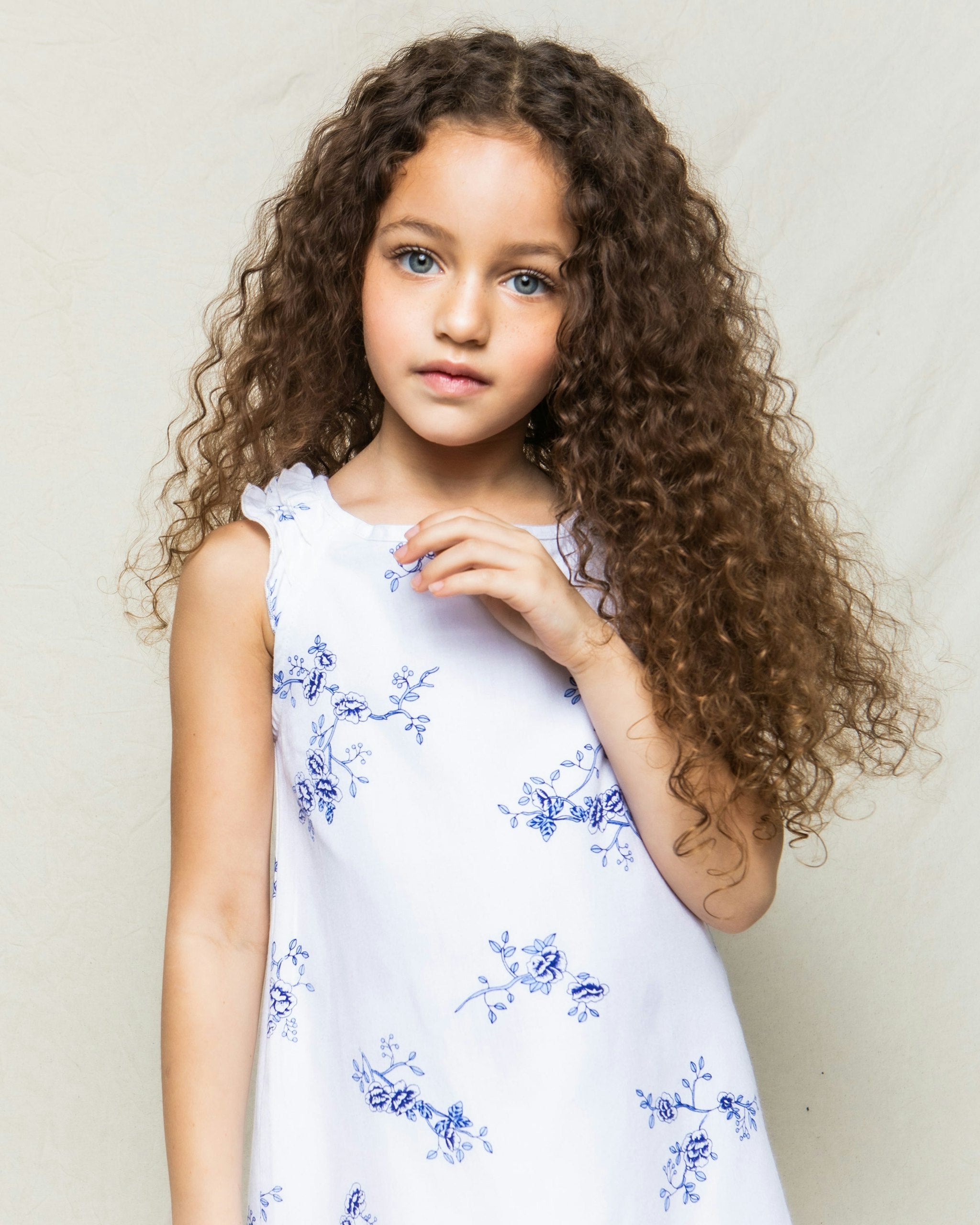 Girl's Twill Amelie Nightgown in English Rose Floral in Indigo Floral#Color_Indigo Floral