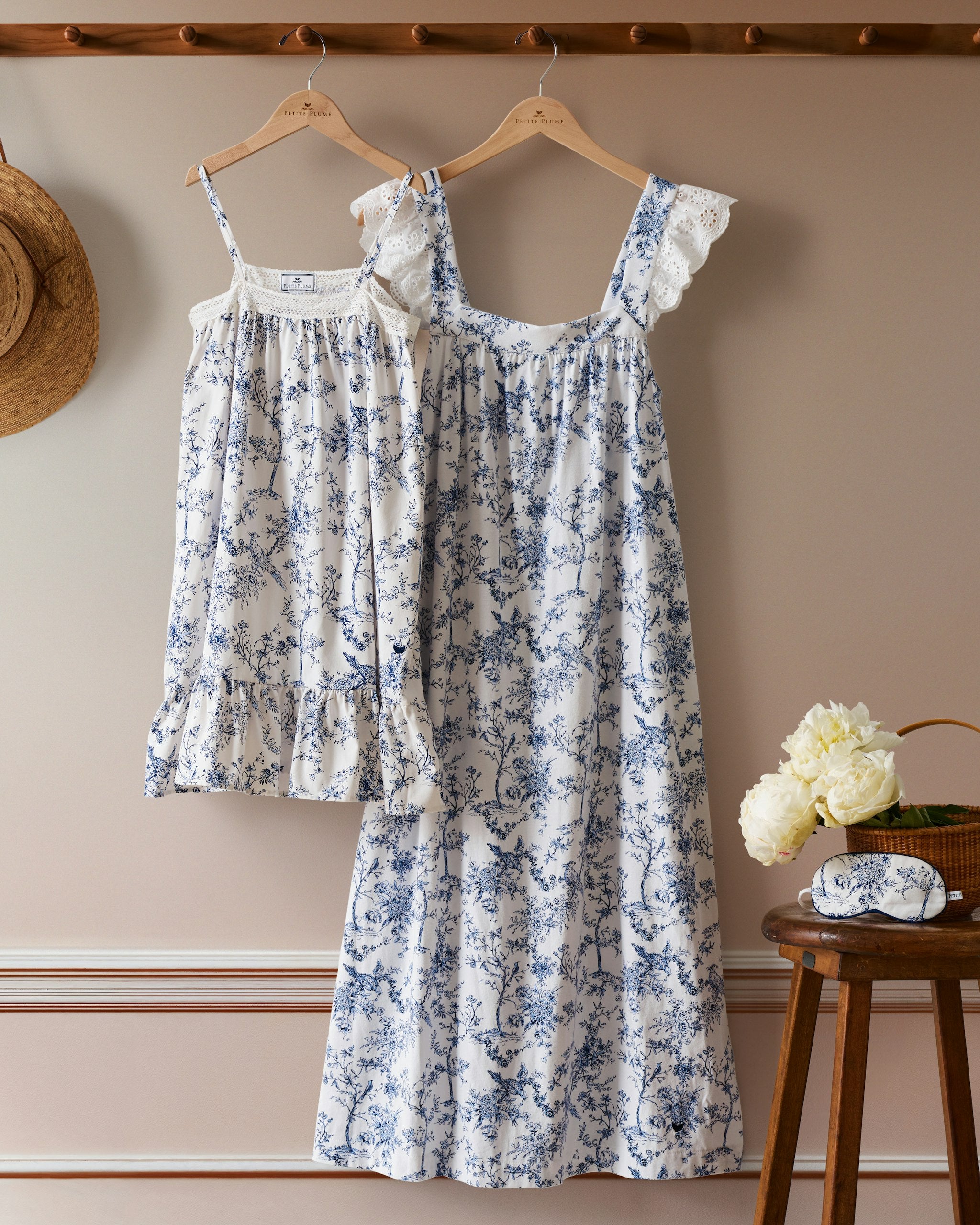 Girl's Twill Lily Nightgown in Dorset Floral in Timeless Toile#Color_Timeless Toile