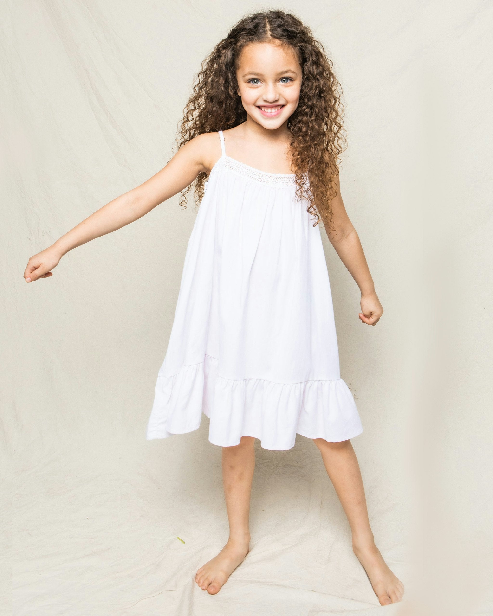 Girl's Twill Lily Nightgown in Dorset Floral in White#Color_White