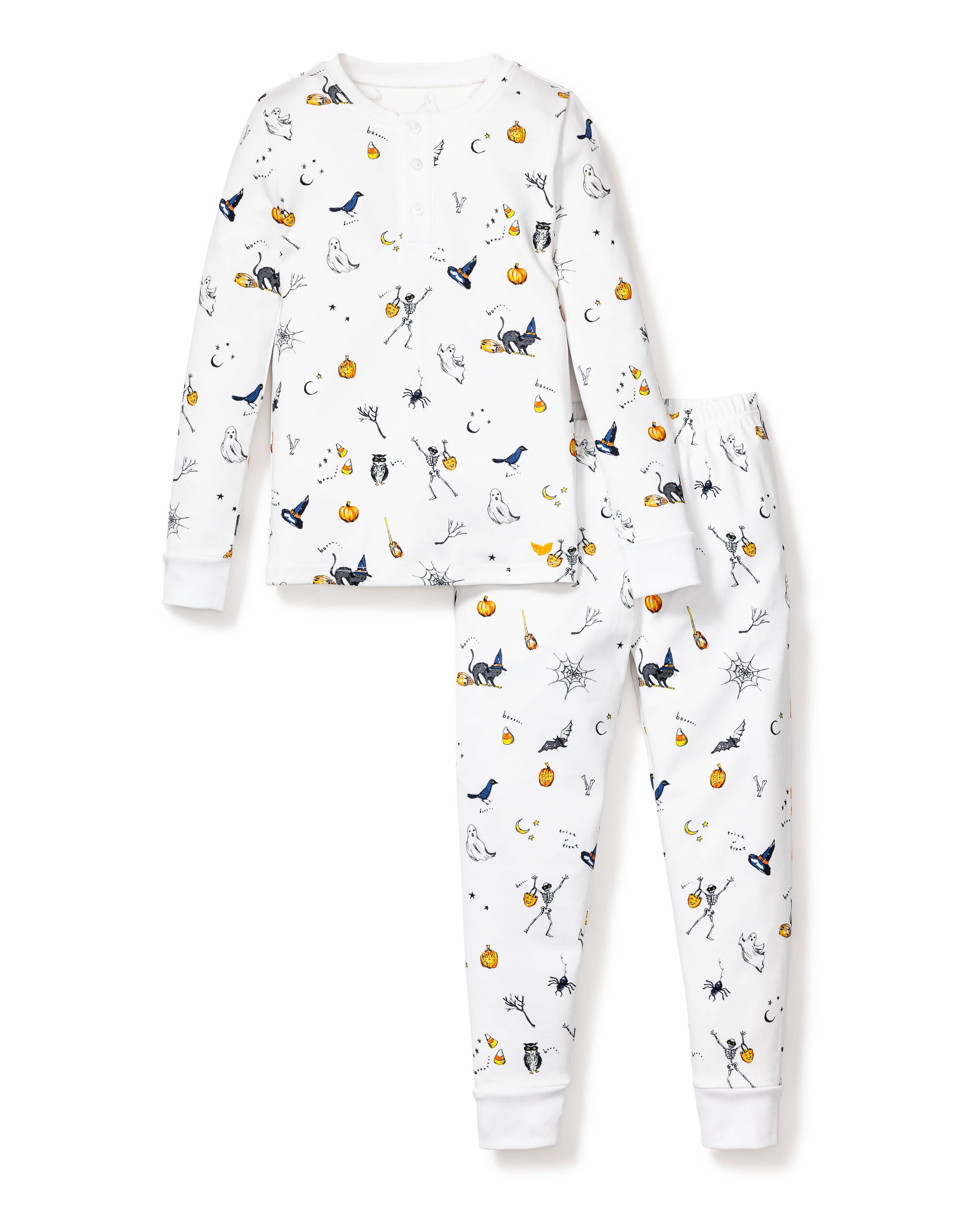 The Kids Pima Snug Fit Pajama Set in Trick or Treat by Petite Plume offers luxurious sleepwear for children. Crafted from soft Pima cotton, these white pajamas feature playful Halloween prints—cats, skeletons, witches, pumpkins, and bats—and include a long sleeve top with an elastic waistband for cozy comfort.