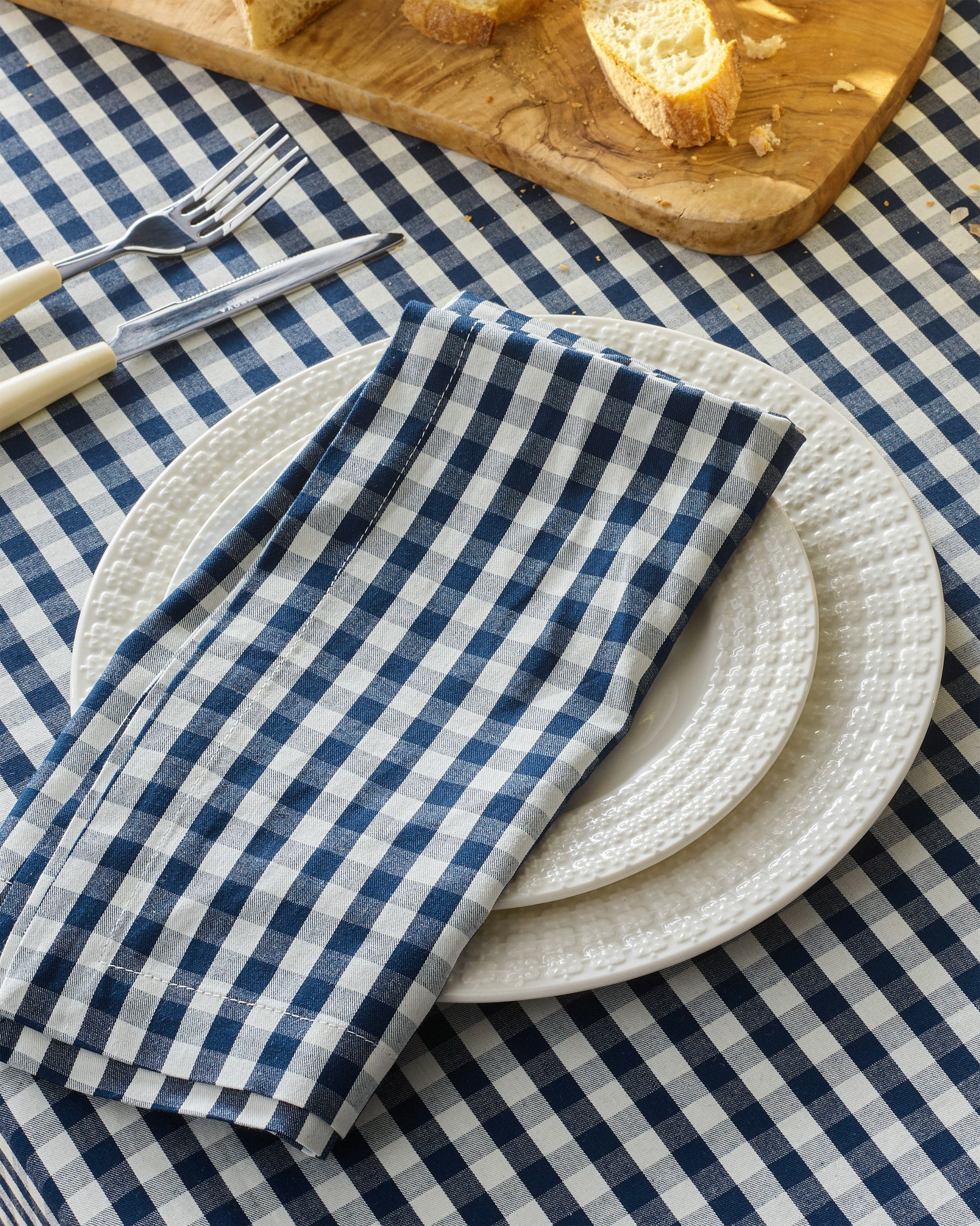 Signature Twill Napkins in Timeless Toile in Navy Gingham#Color_Navy Gingham