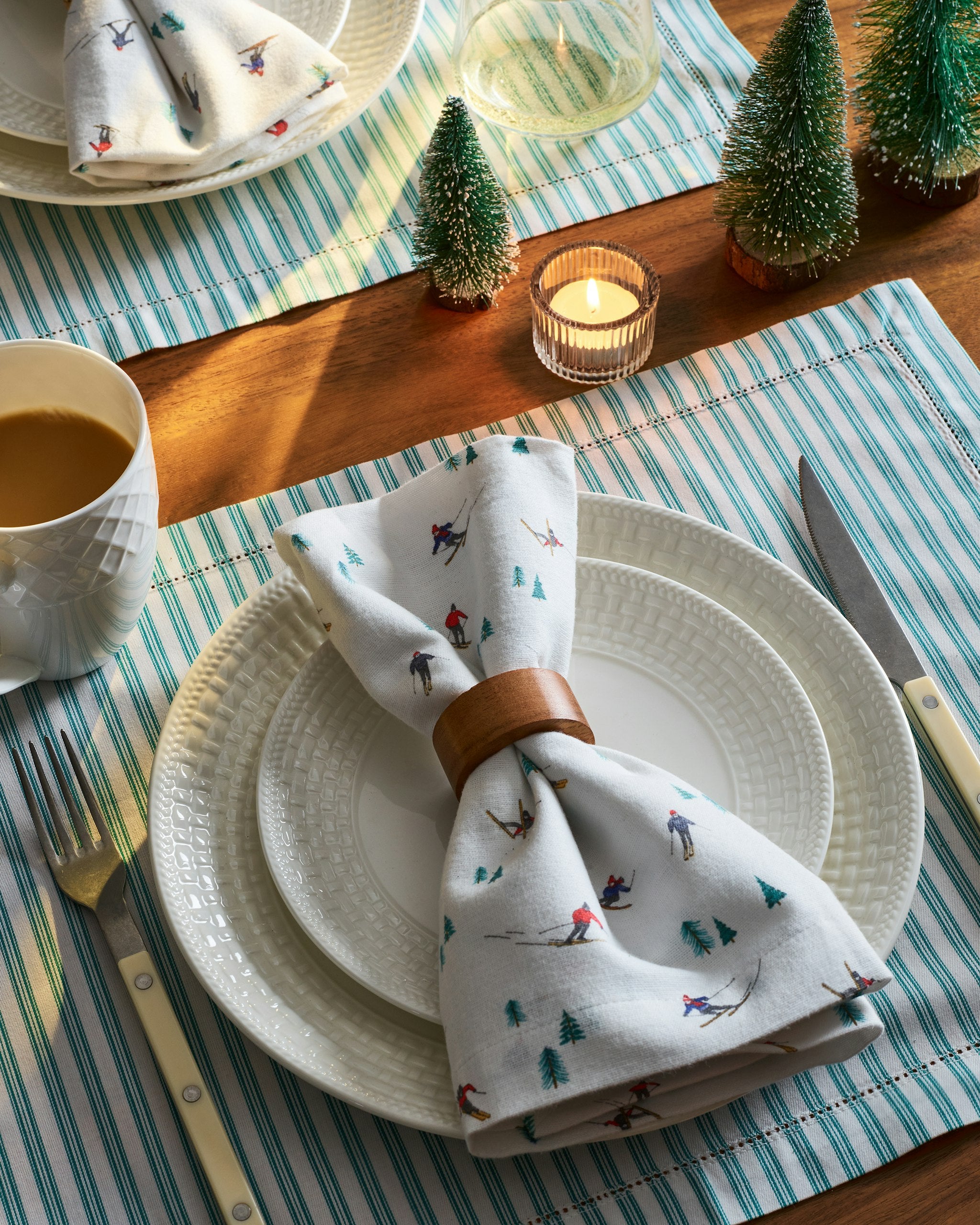 Signature Twill Napkins in Emerald Ticking in Après Ski#Color_Après Ski