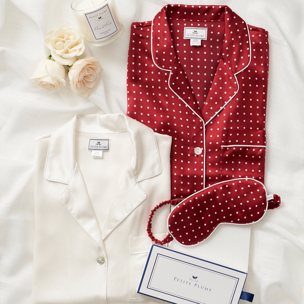 Anniversary Gifts in Silk and Pima: A Guide to Two Milestones