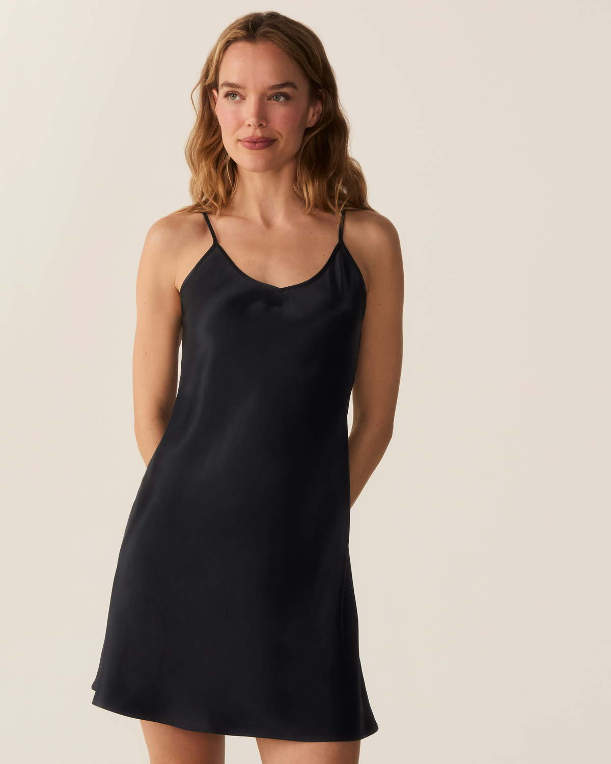 WNG16730-BLK_2