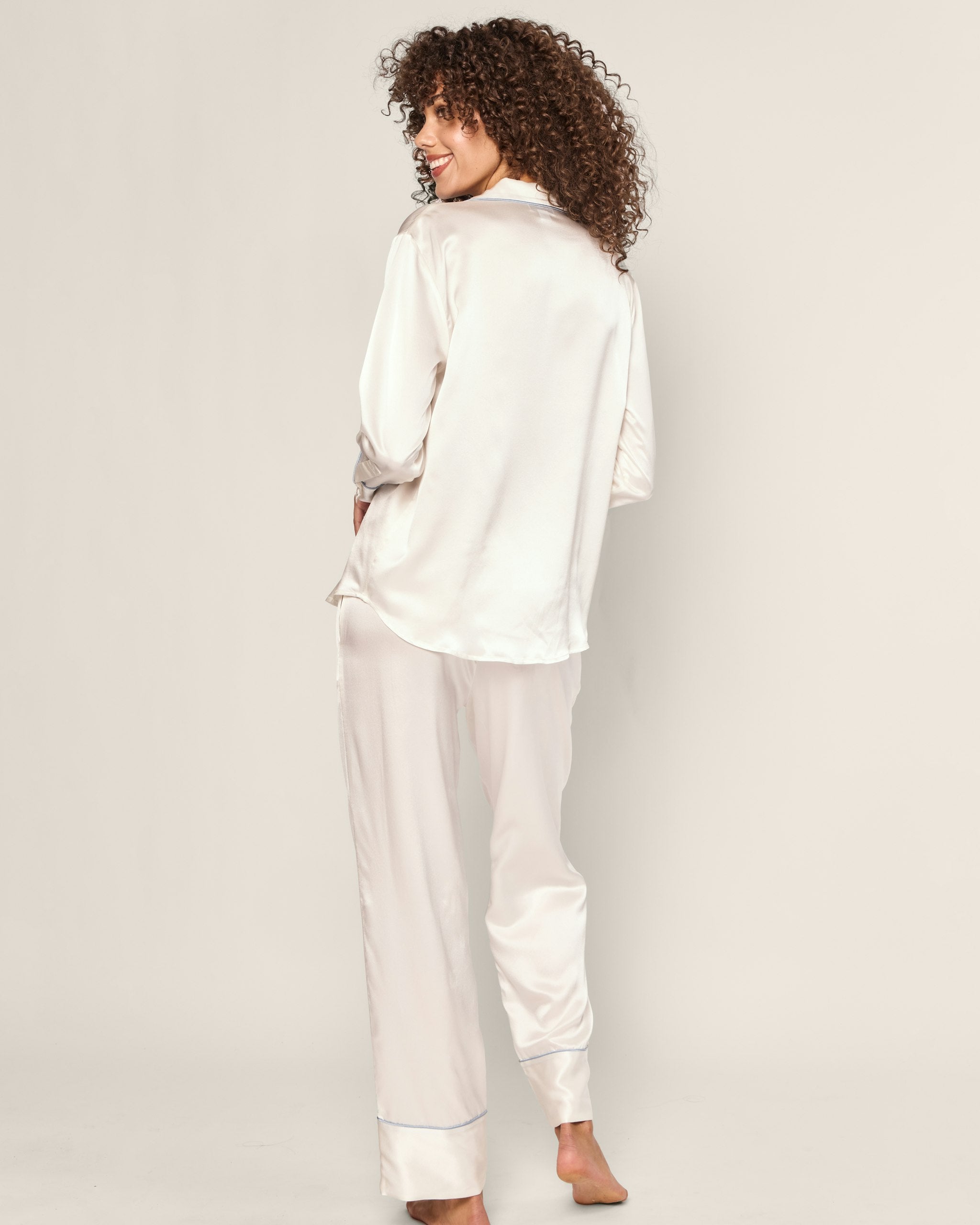 Women's Silk Pajama Set in Black in White w/Periwinkle Piping#Color_White w/Periwinkle Piping