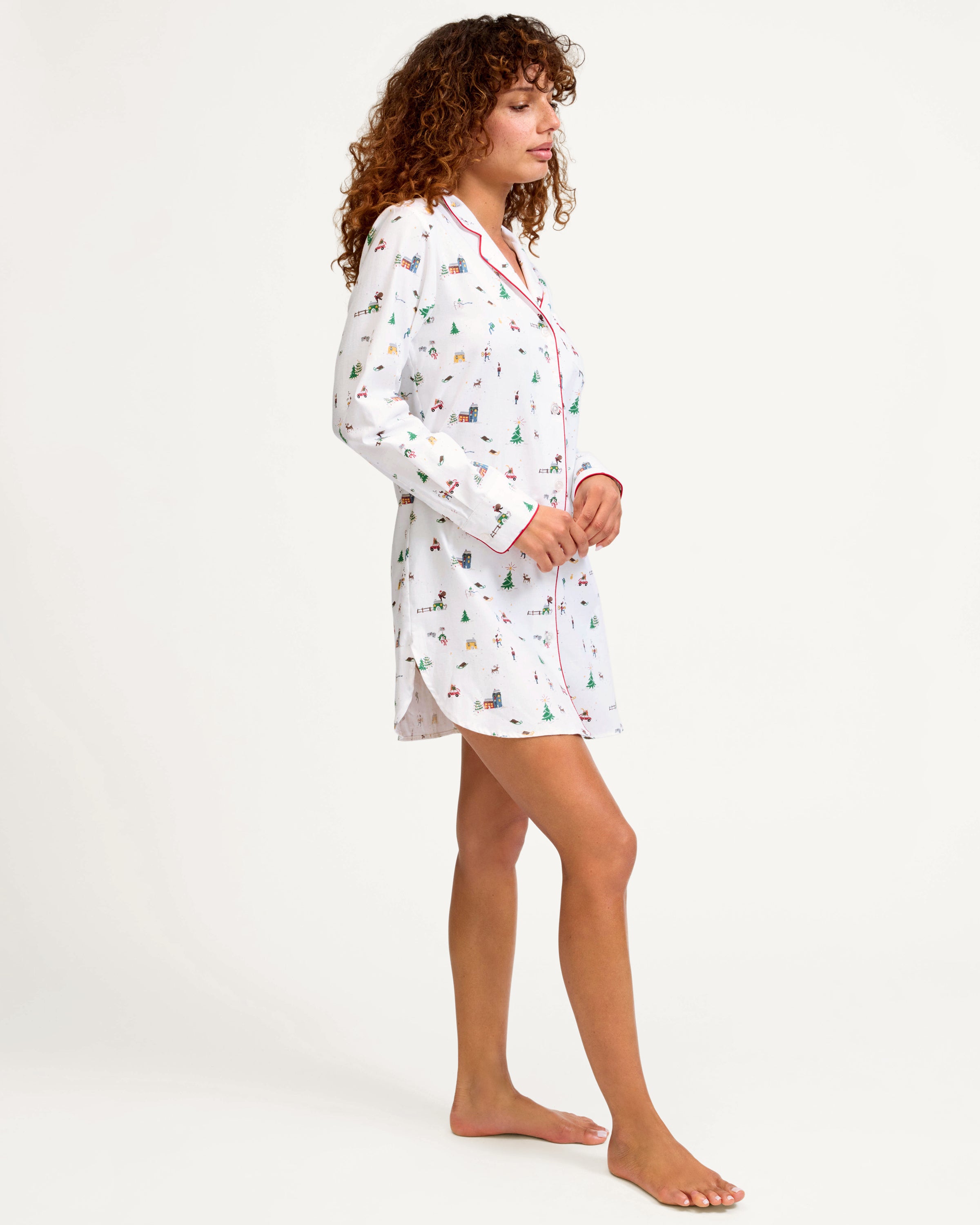 Women's Twill Nightshirt in Holiday Town