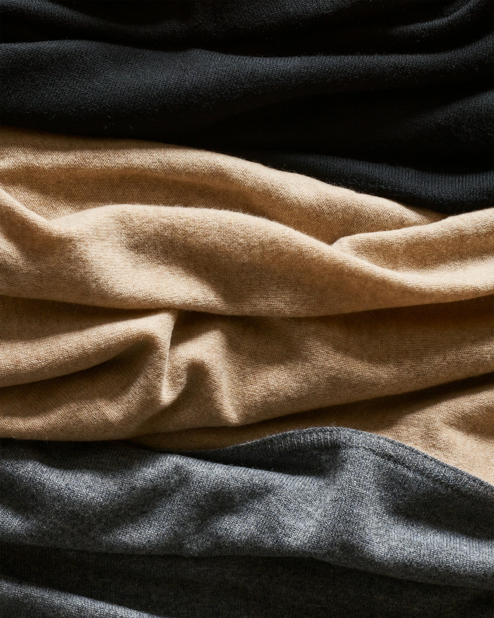 Women's Cashmere Wrap in Black in Camel#Color_Camel