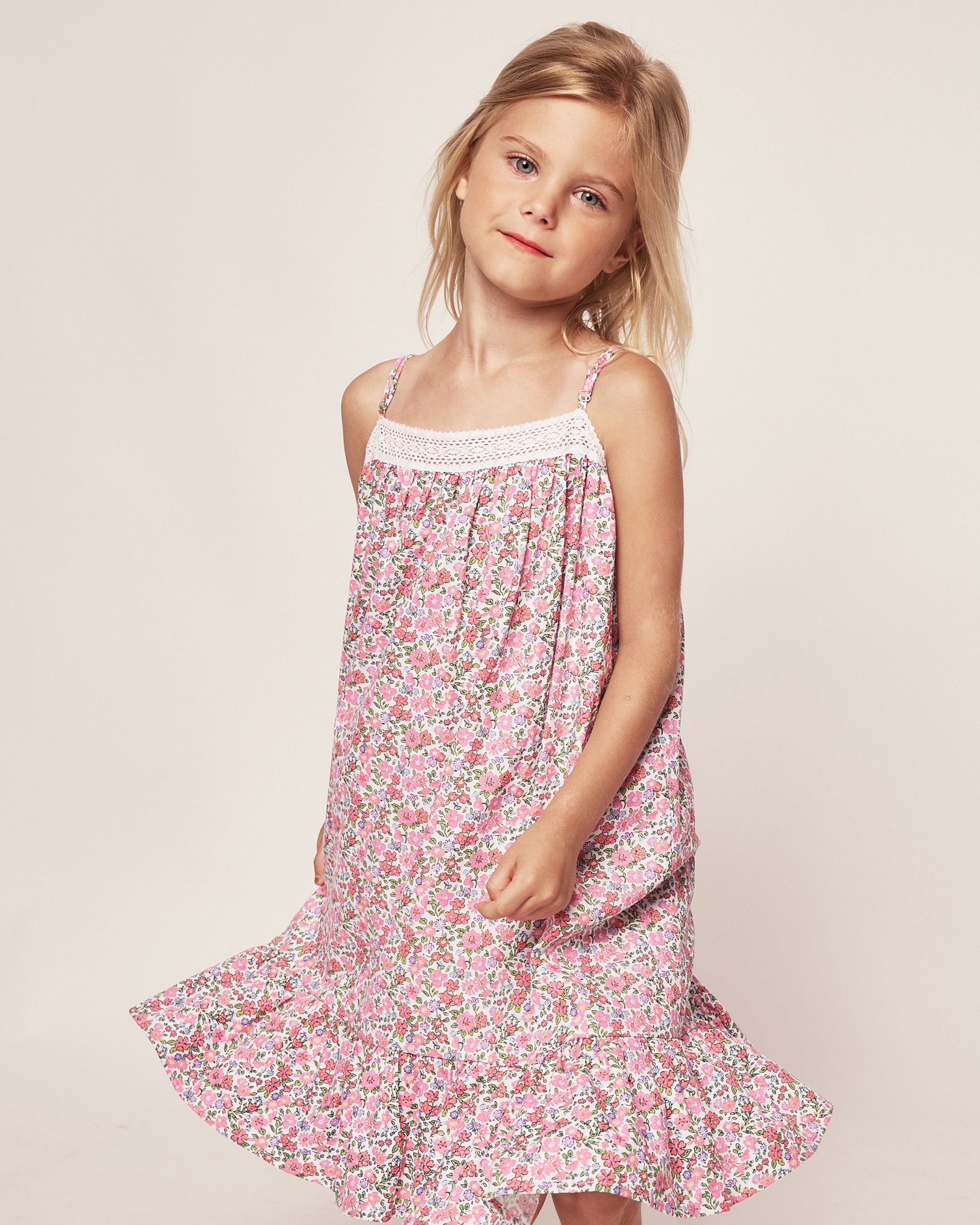 Girl's Twill Lily Nightgown in Dorset Floral in Fleurs de Rose#Color_Fleurs de Rose