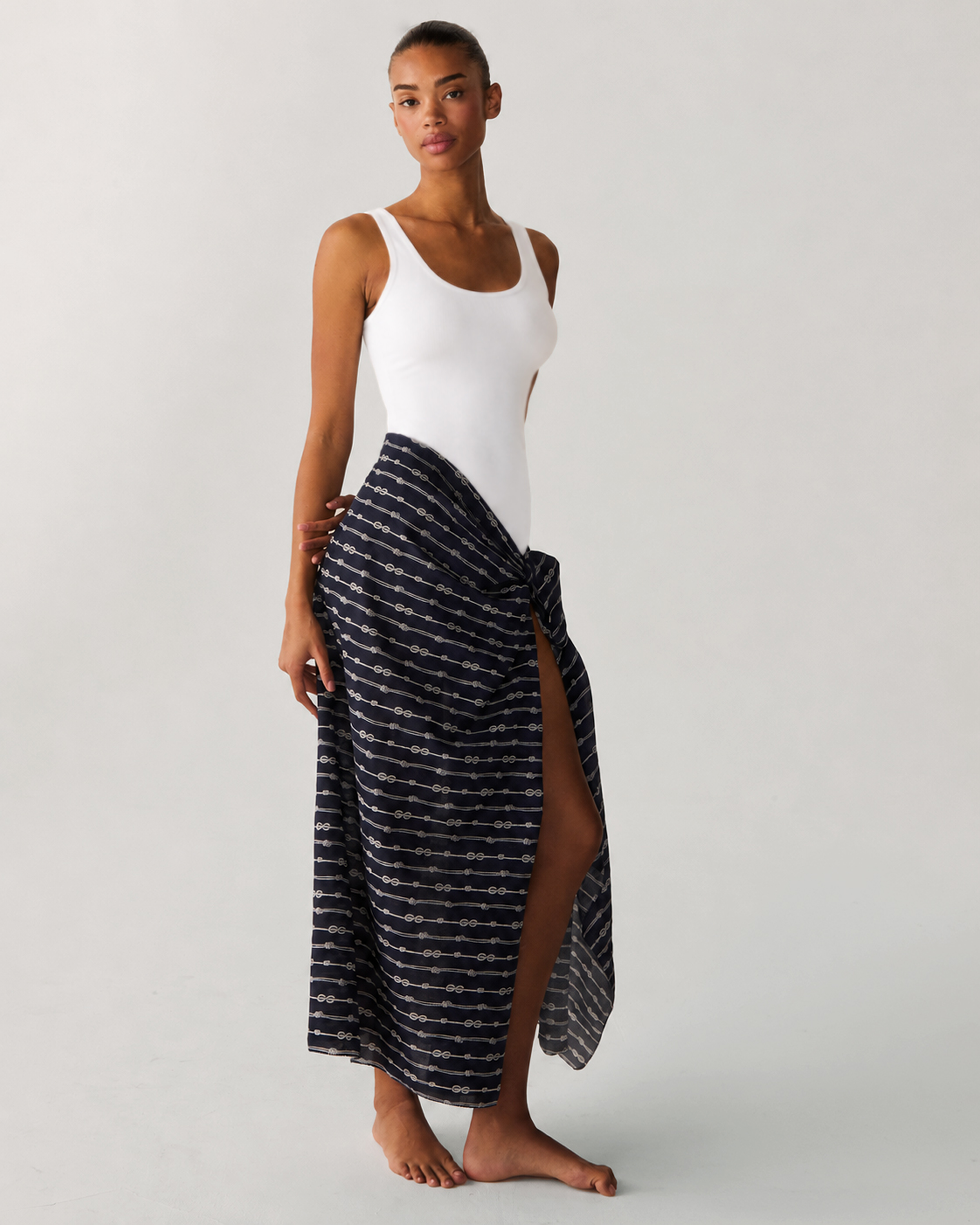 Women's Voile Pareo in Nautical Knots