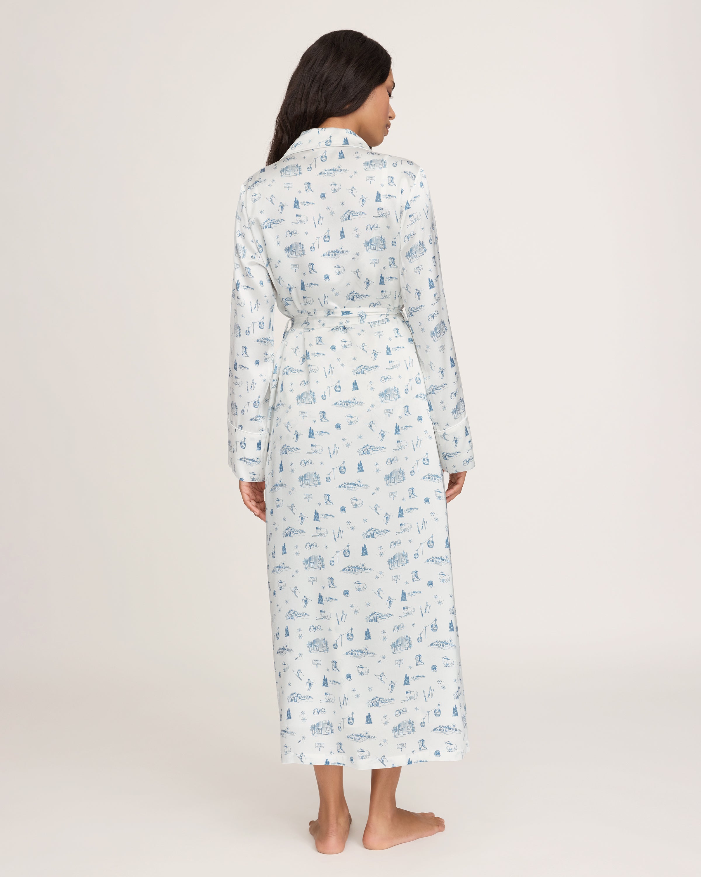 Petite Plume x White Elephant Women's Silk Robe