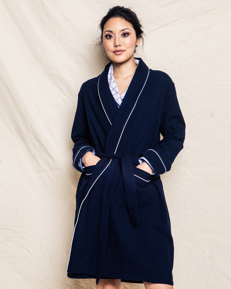 Short Robe Navy Women's Flannel Robe in Navy with White Piping – Petite Plume