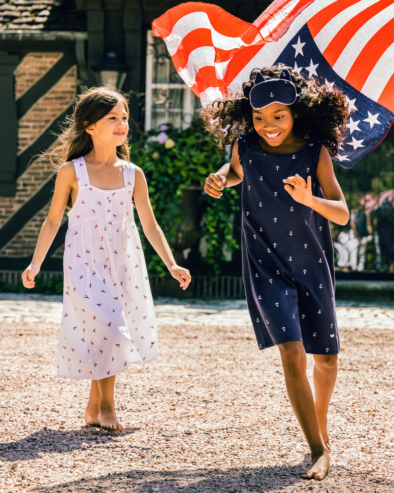 Nightgown little girl deals